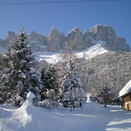 Saint-Andéol Les Chalets De Pre Clos En Vercors מראה חיצוני תמונה